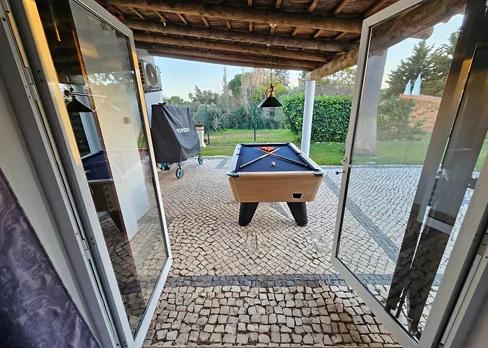Villa Yvonne,Private Pool,Private Parking 1,7 Km From The Beatch