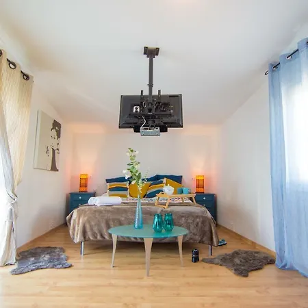 Villa Yvonne,Private Pool,Private Parking 1,7 Km From The Beatch Albufeira Exterior photo