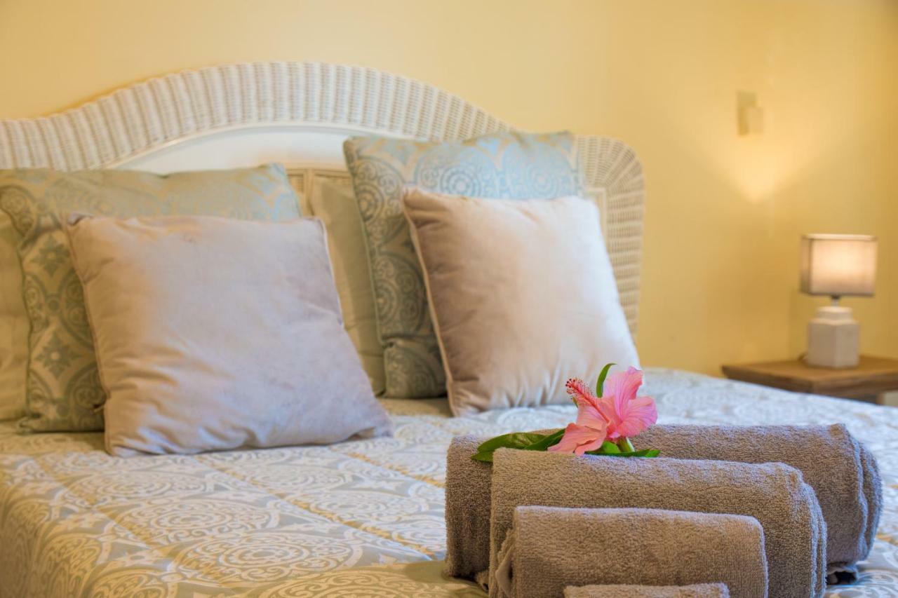 Yvonne,private Pool,private Parking 1,7 Km From The Beatch Villa *